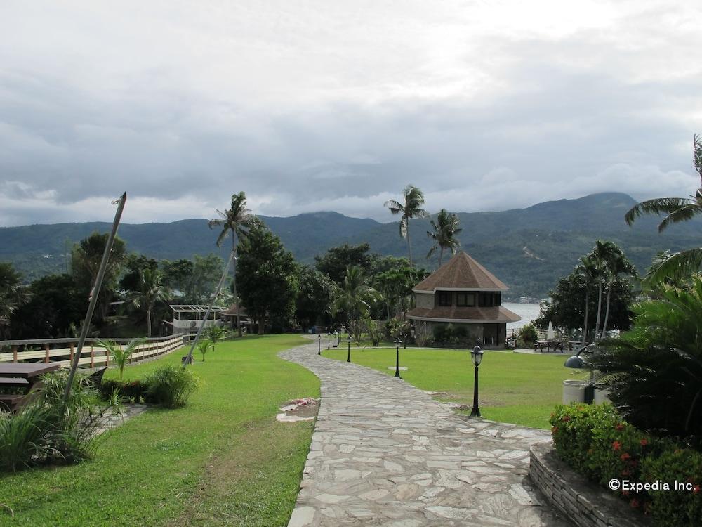 Utopia Resort & Spa Puerto Galera Exteriör bild